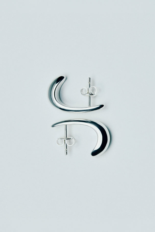 NO. 12105 DUALISM SCULPTURAL EARRINGS